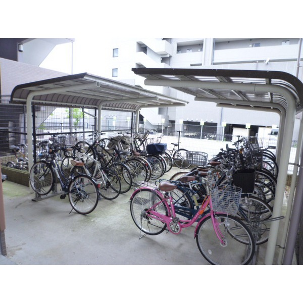 Other common areas. Bicycle Covered ☆