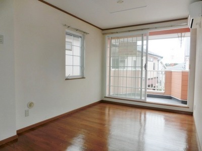 Living and room. Bright two-plane daylight LDK