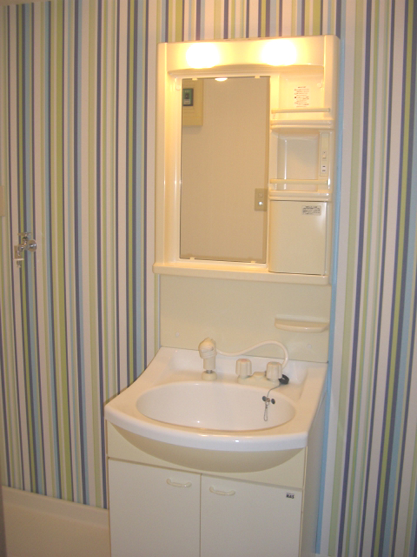 Balcony. Futon dry in here.