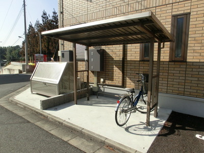 Other common areas. Is a parking lot with a roof.