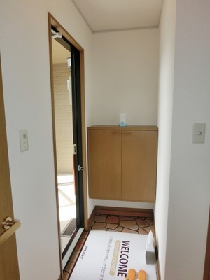 Entrance. The entrance There are shoe box