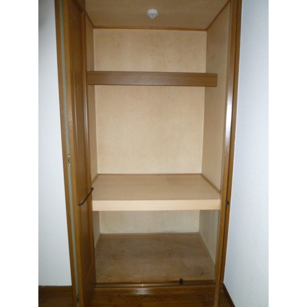 Receipt. Storage lot! 