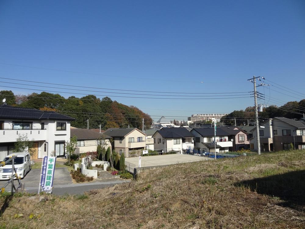 View photos from the local. View from the site (November 2013) Shooting