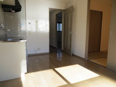 Living and room. Dining 7.2 Pledge which is the center of life