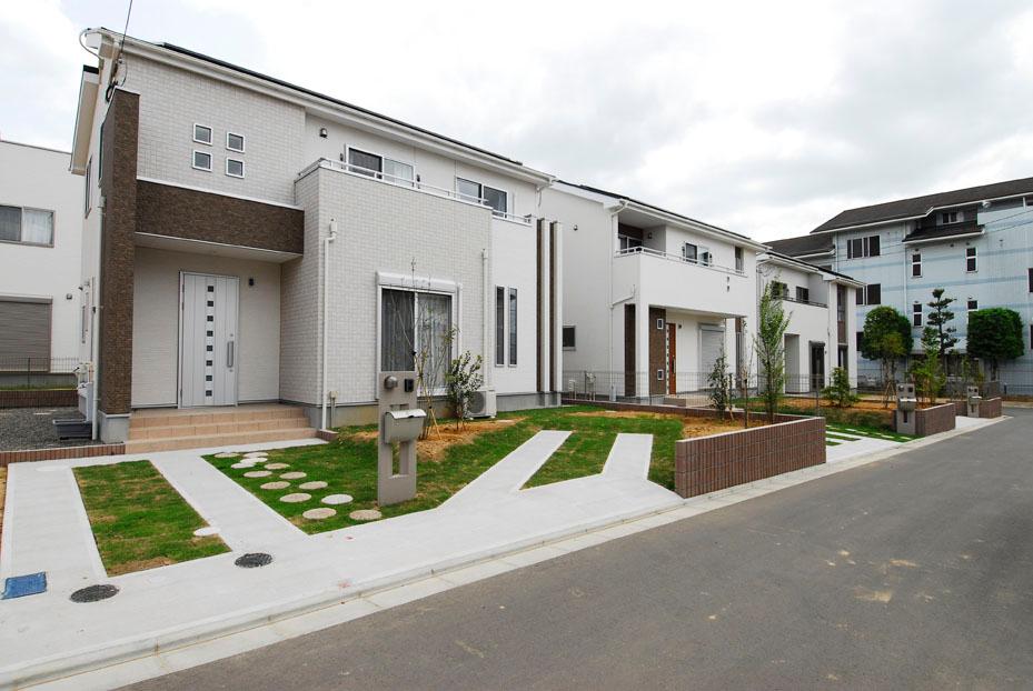 Building plan example (exterior photos). Building plan example Building price 15.3 million yen, Building area 103 sq m