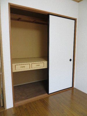 Receipt. Plenty of storage