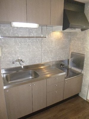 Kitchen. Spacious kitchen