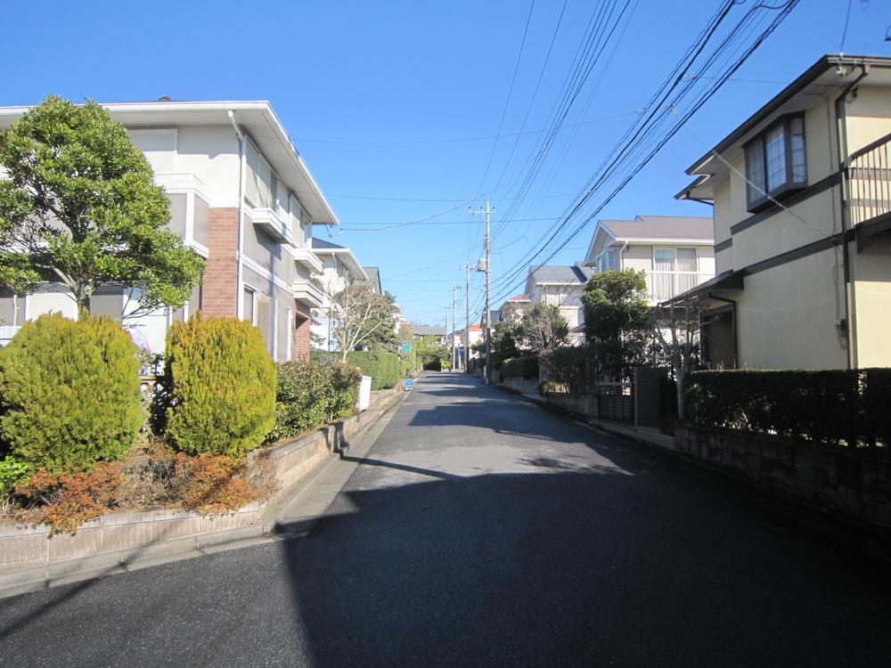 Sale already cityscape photo. Sale already the city average