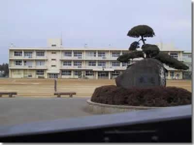 Junior high school. 2165m to the Chiba Municipal Honda Junior High School
