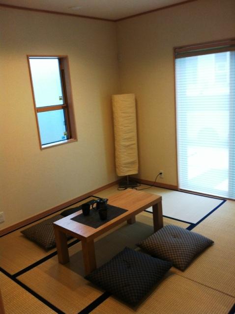 Model house photo. It will be introspection photo of model house in Chiharadai. 6 Pledge Japanese-style room that leads to the living room, Also worked as a drawing room. 