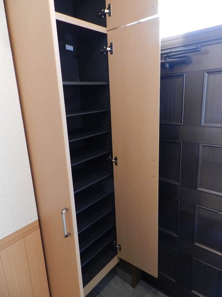 Entrance. ※ It is a photograph of the same type of room