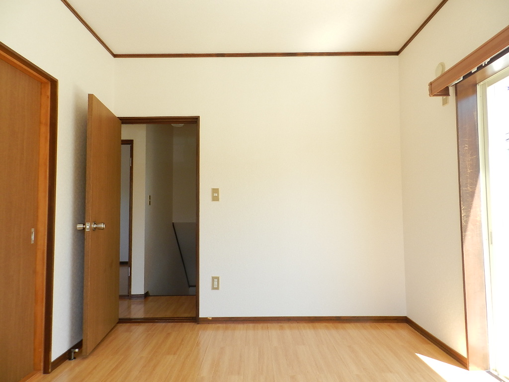 Living and room. ※ It is a photograph of the same type of room