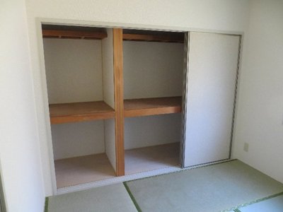 Receipt. Easy-to-use storage in a two-stage