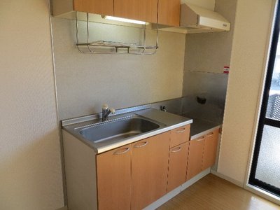 Kitchen. This kitchen if the dishes