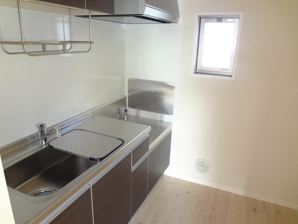 Kitchen. Spacious kitchen! !