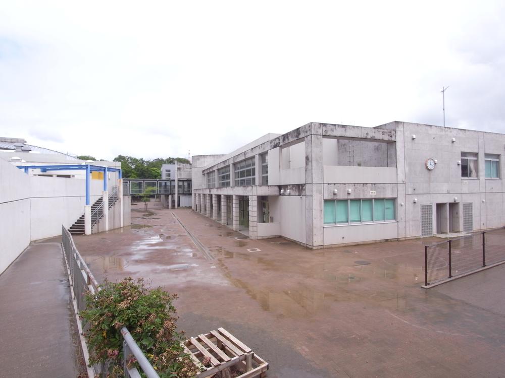 Other. Senda Elementary School