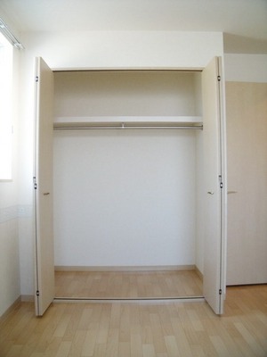 Receipt. It is the spread of the closet