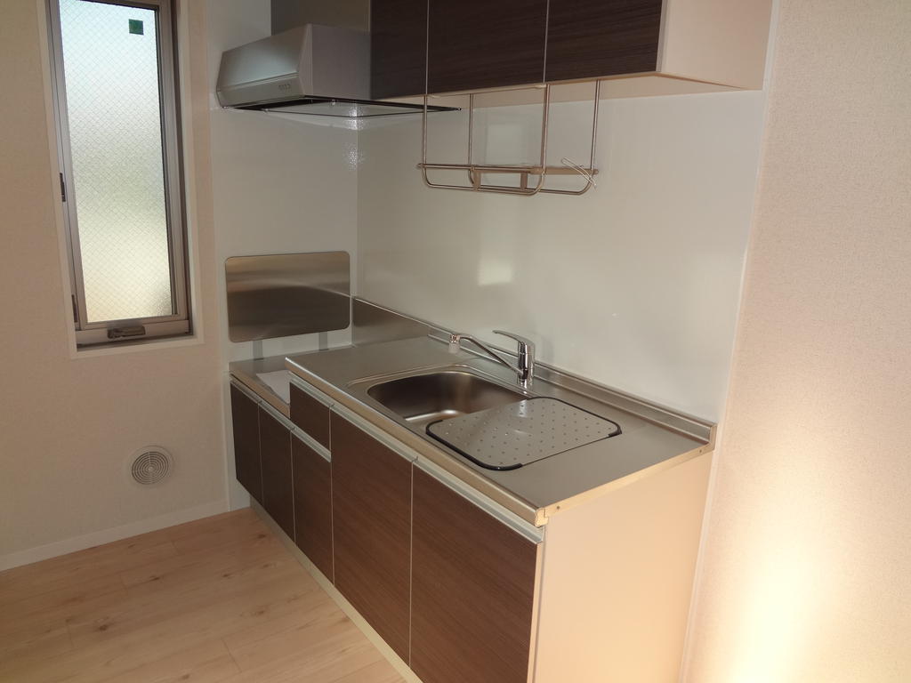 Kitchen. Spacious kitchen