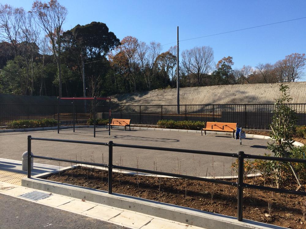 View photos from the local. View from the site (December 2013) Shooting