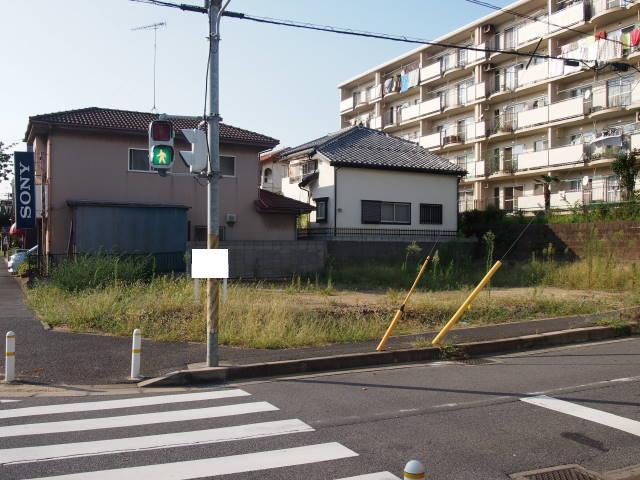 Local photos, including front road