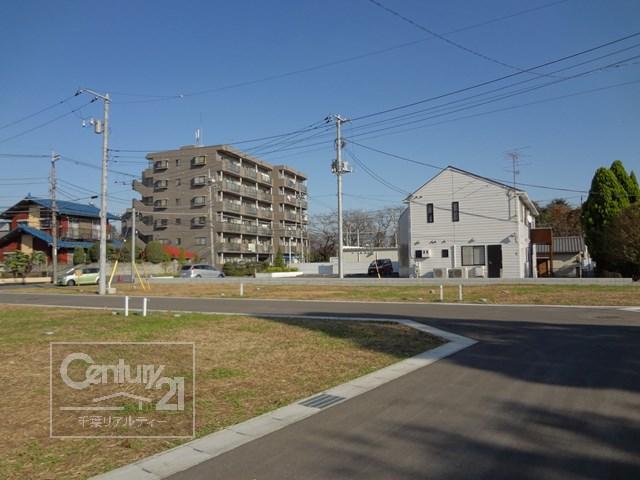 Local photos, including front road