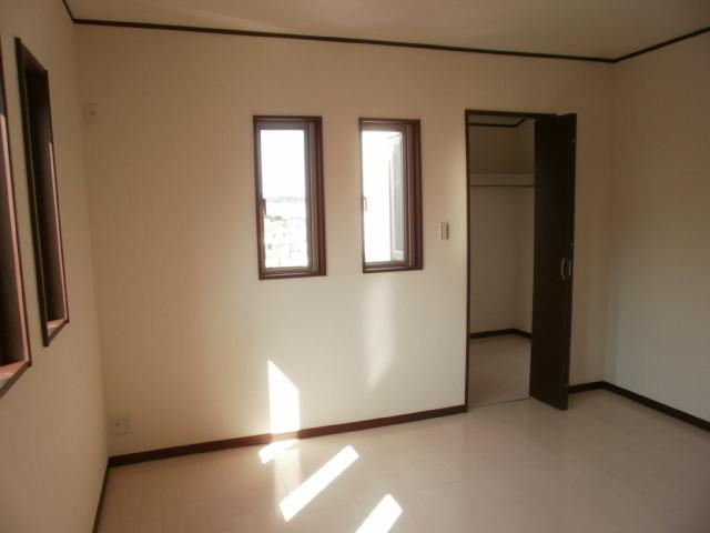 Building plan example (introspection photo). Example of construction (Western-style)