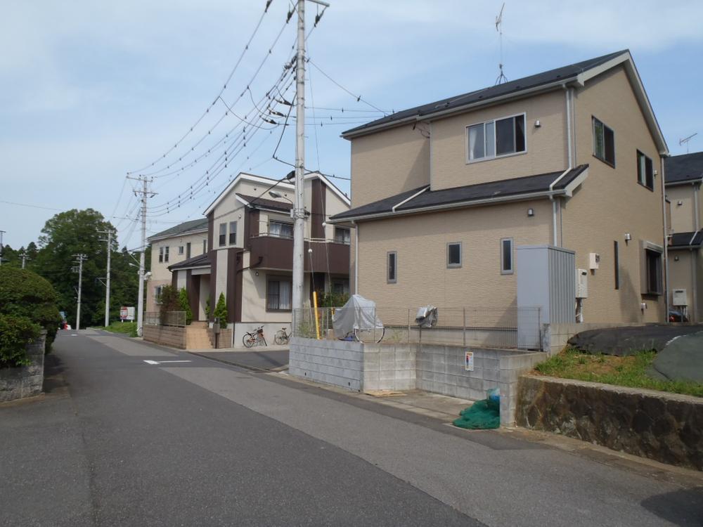 Sale already cityscape photo. Sale already the city average