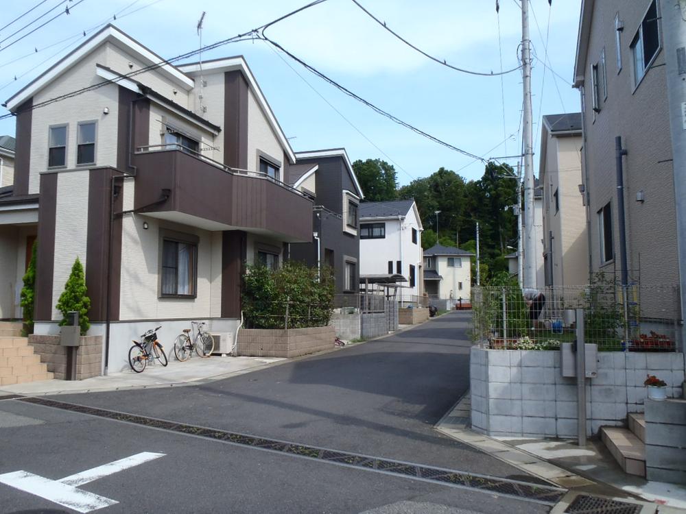 Sale already cityscape photo. Sale already the city average