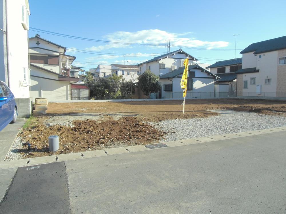 Local photos, including front road