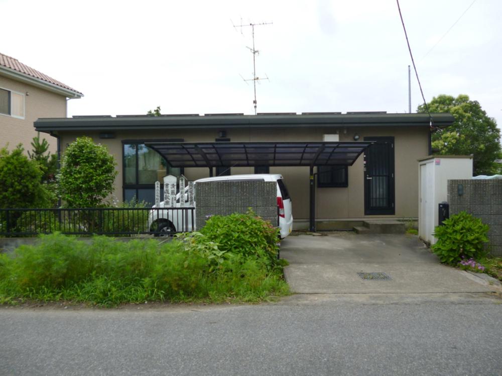 Local photos, including front road
