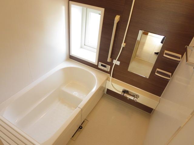Bathroom. Indoor (10 May 2013) Shooting 1 pyeong type of unit bus