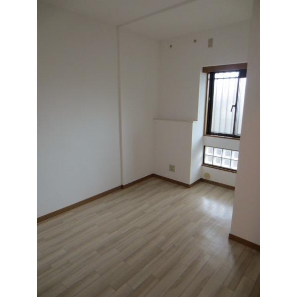 Non-living room