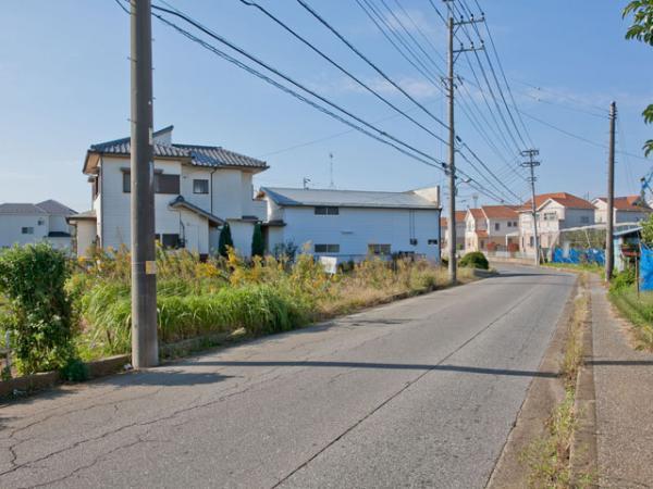 Local photos, including front road