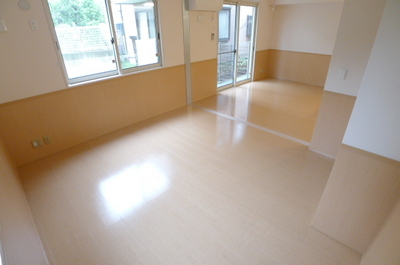 Living and room. Western-style 6.5 Pledge