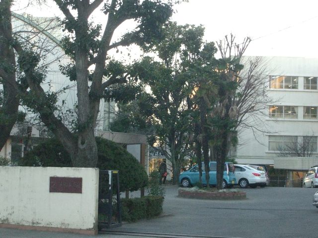 Junior high school. 2000m to Katsushika junior high school (junior high school)