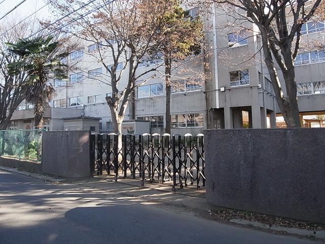 Primary school. Narashinodai to the second elementary school 950m Narashinodai second elementary school 950m walk 12 minutes