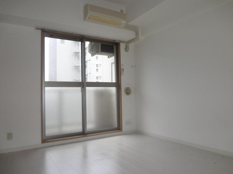 Living and room. White base of stylish room