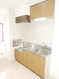 Kitchen. ☆ Bright kitchen