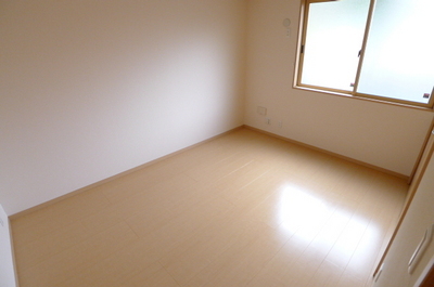 Living and room. Western-style 6 Pledge (north)