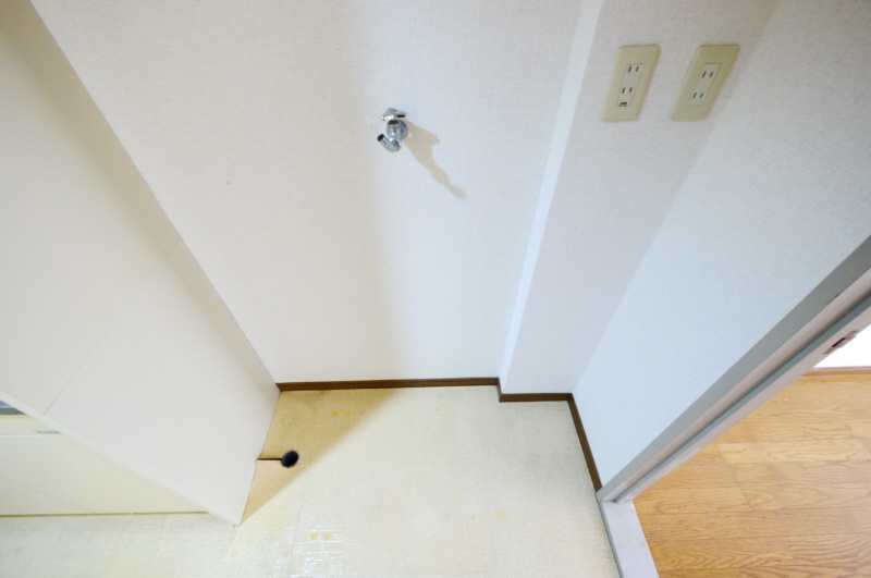 Other room space. Of course there will Indoor Laundry Area!