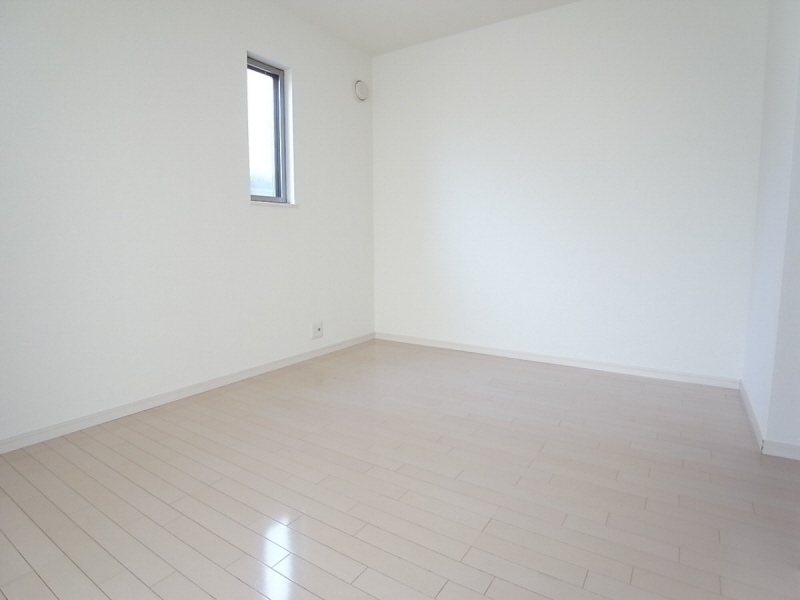 Other room space. Shinkeiseisen how to "Yakuendai" ・ ・ A 5-minute walk ☆