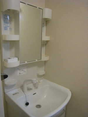 Washroom. Independence is a wash basin ☆