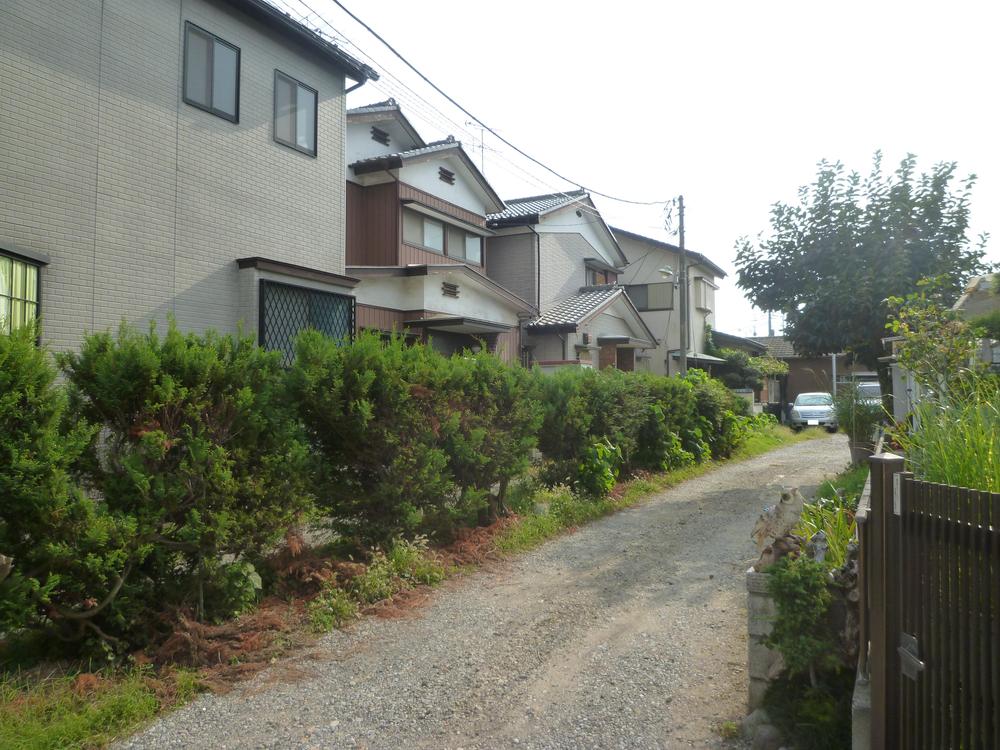 Local photos, including front road. Local (September 2013) Shooting