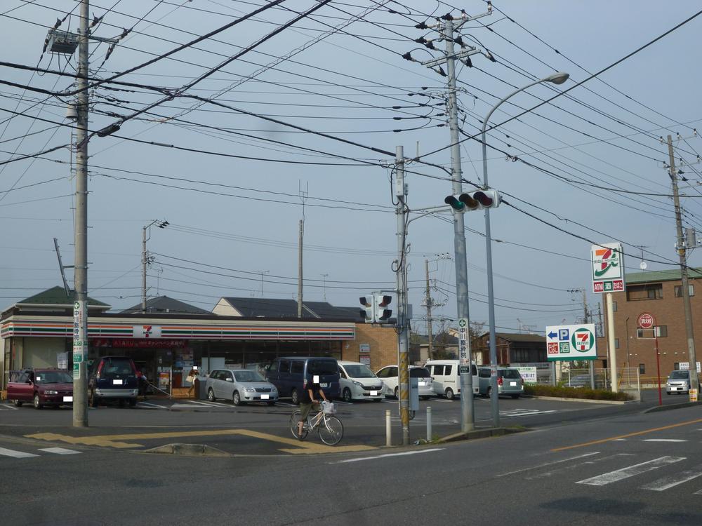Convenience store. seven Eleven From local about 360m (5 minutes walk)