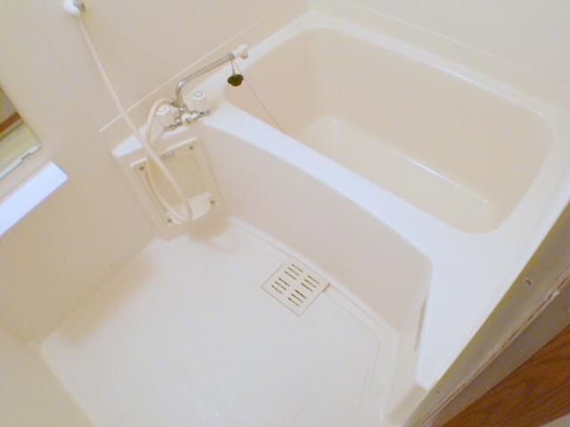 Bath. Please heal the fatigue of the day.