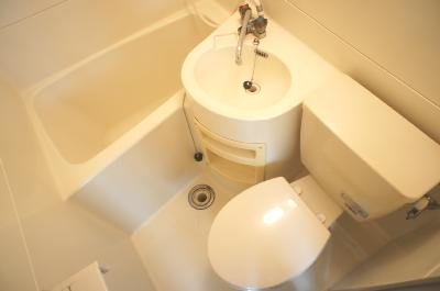 Bath. 3-point unit is also only this it is there if beautiful.