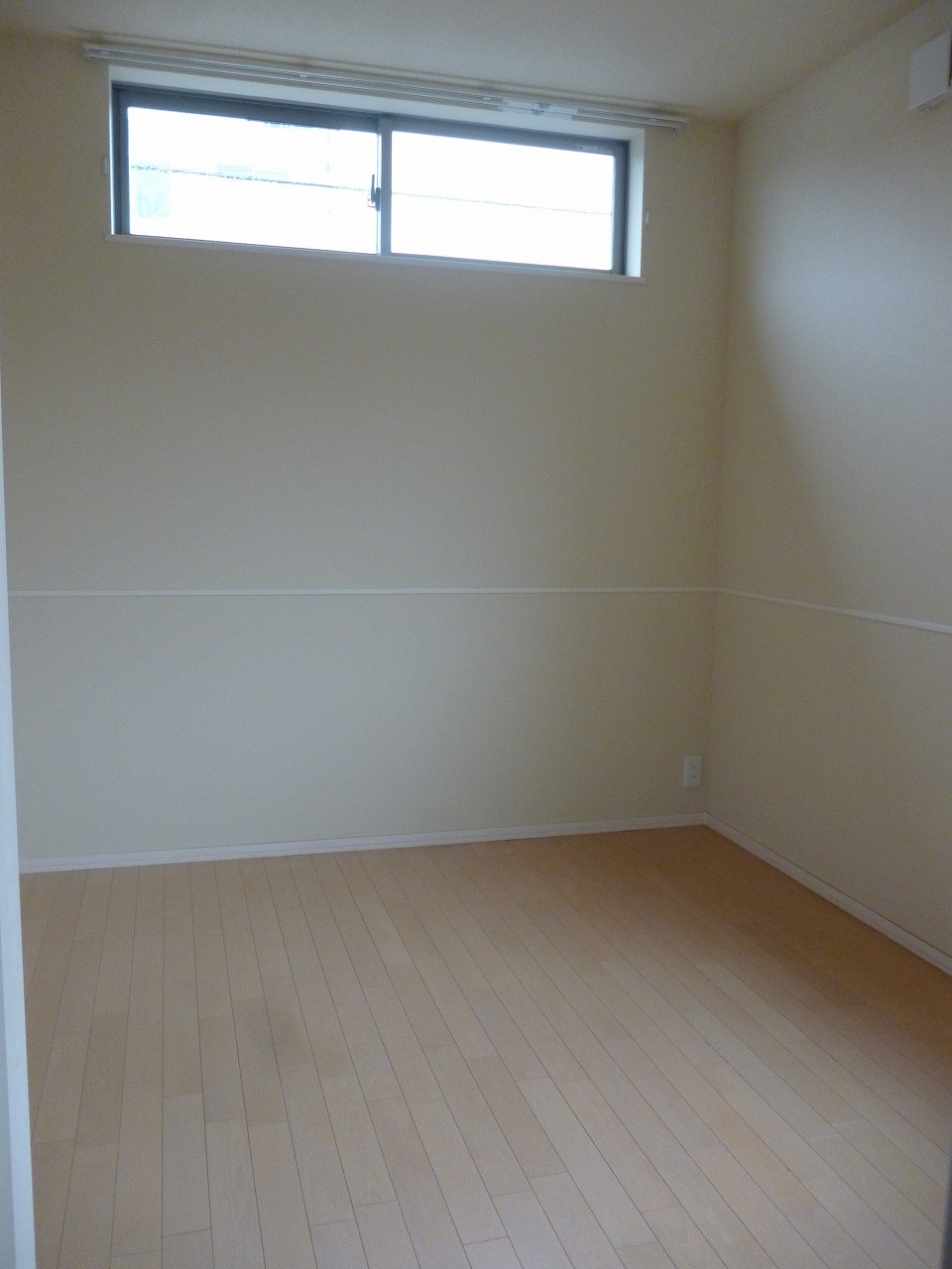 Other room space. With a walk-in closet