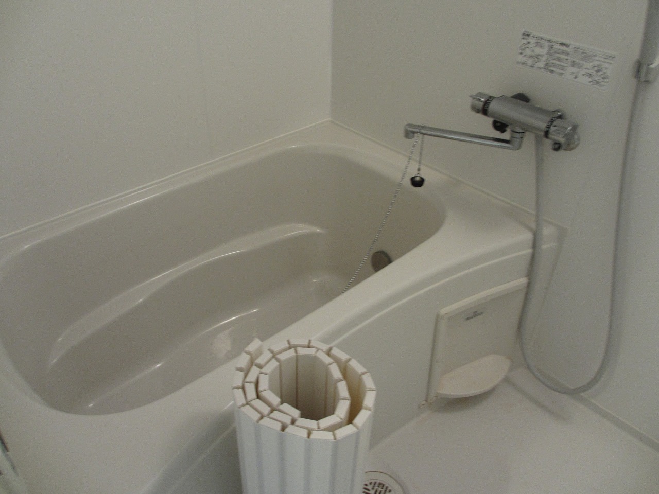 Bath. Reheating, With bathroom dryer