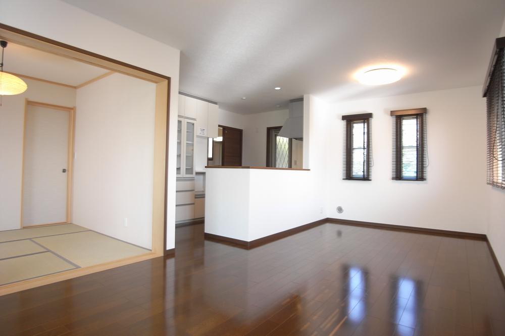 Building plan example (introspection photo). LDK Japanese-style room