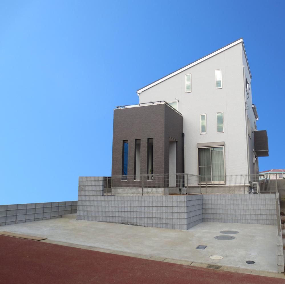 Building plan example (Perth ・ appearance). Example of construction